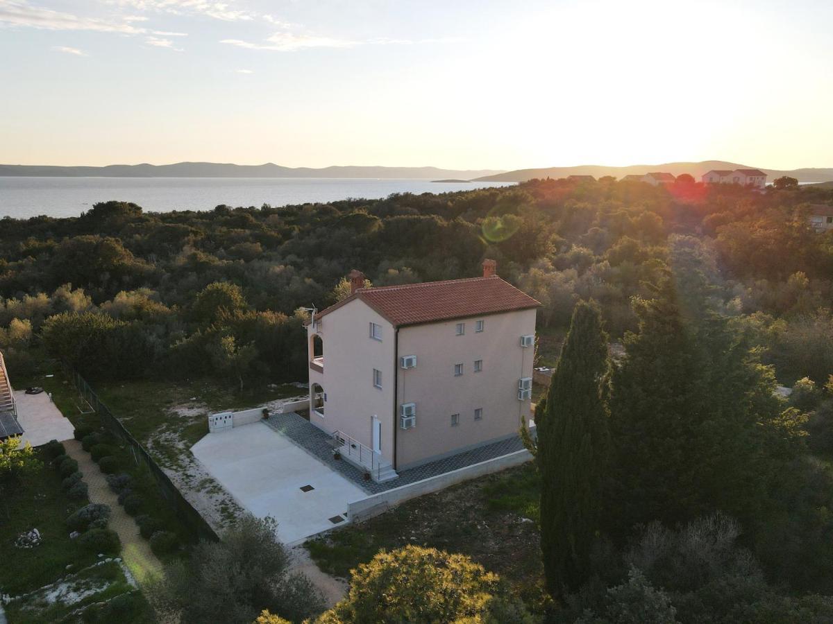 Agava Appartement Ugljan Buitenkant foto