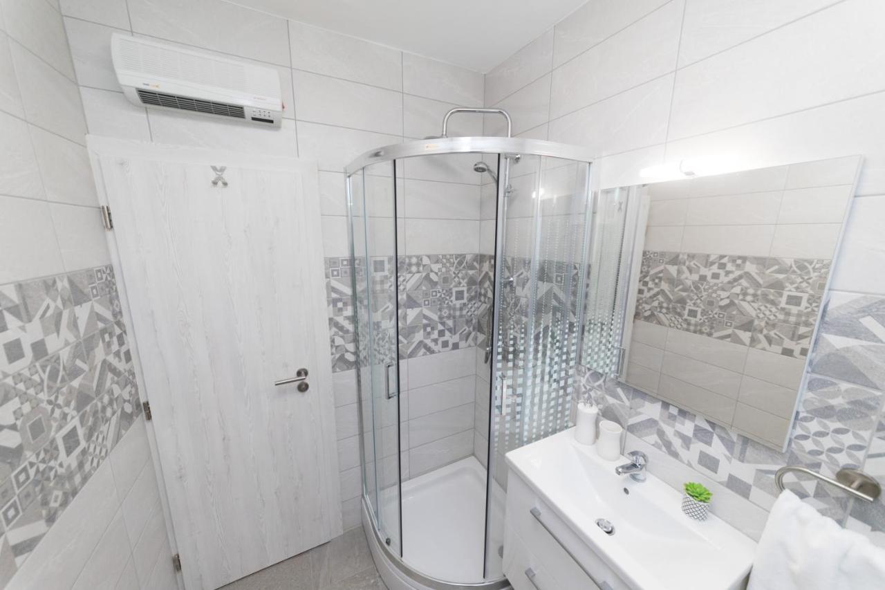 Agava Appartement Ugljan Buitenkant foto