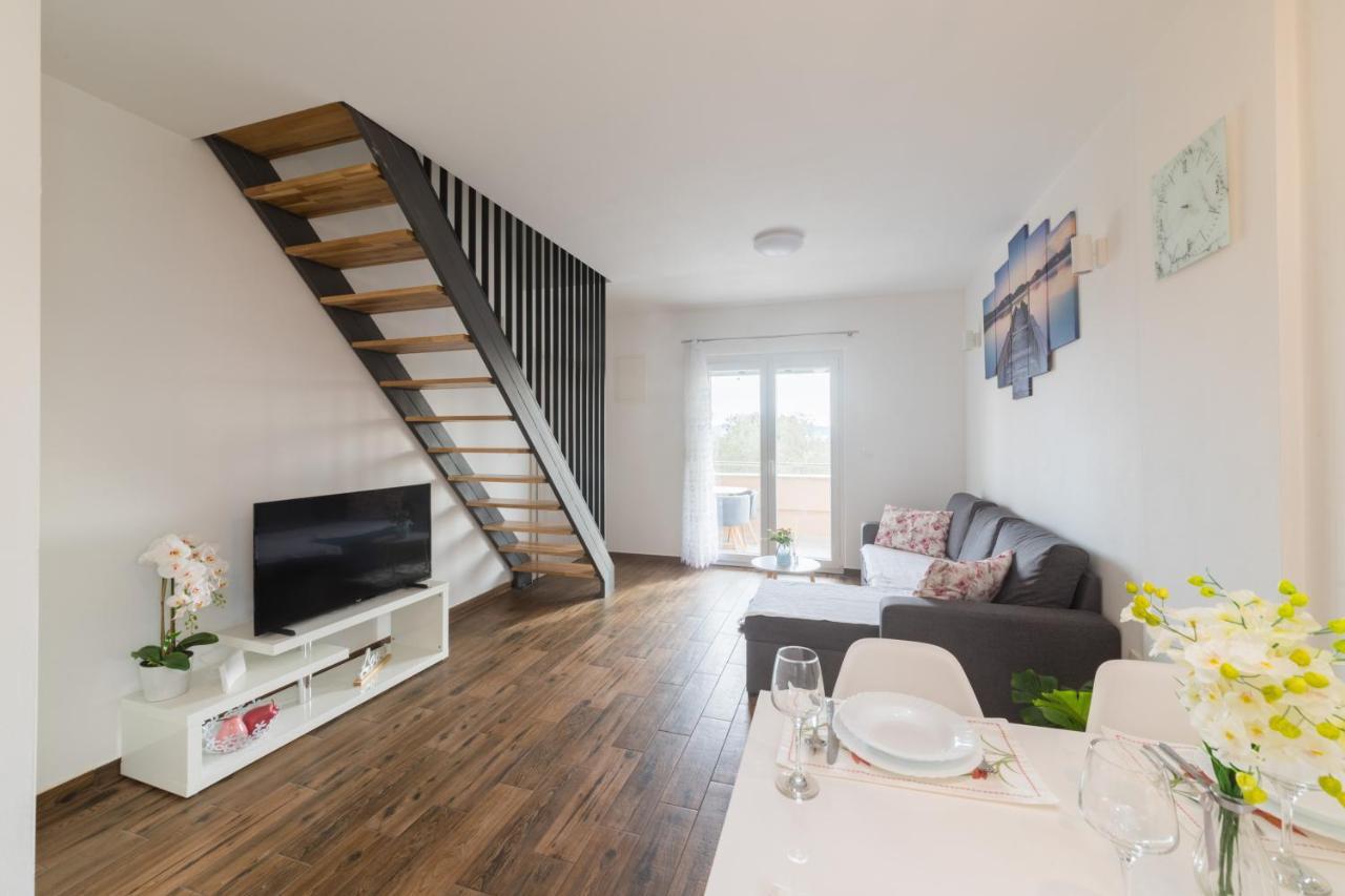Agava Appartement Ugljan Buitenkant foto