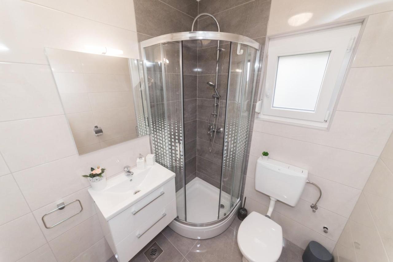 Agava Appartement Ugljan Buitenkant foto