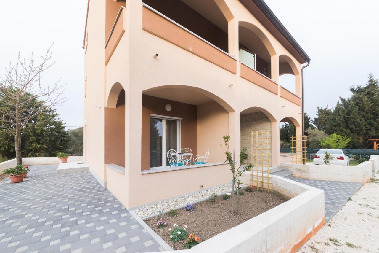Agava Appartement Ugljan Buitenkant foto
